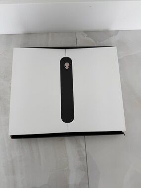 Alienware X16 R2 Empty Gaming Laptop Box